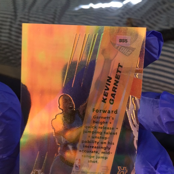 1997 Bowman’s Best Shots Kevin Garnett - Picture 3 of 3